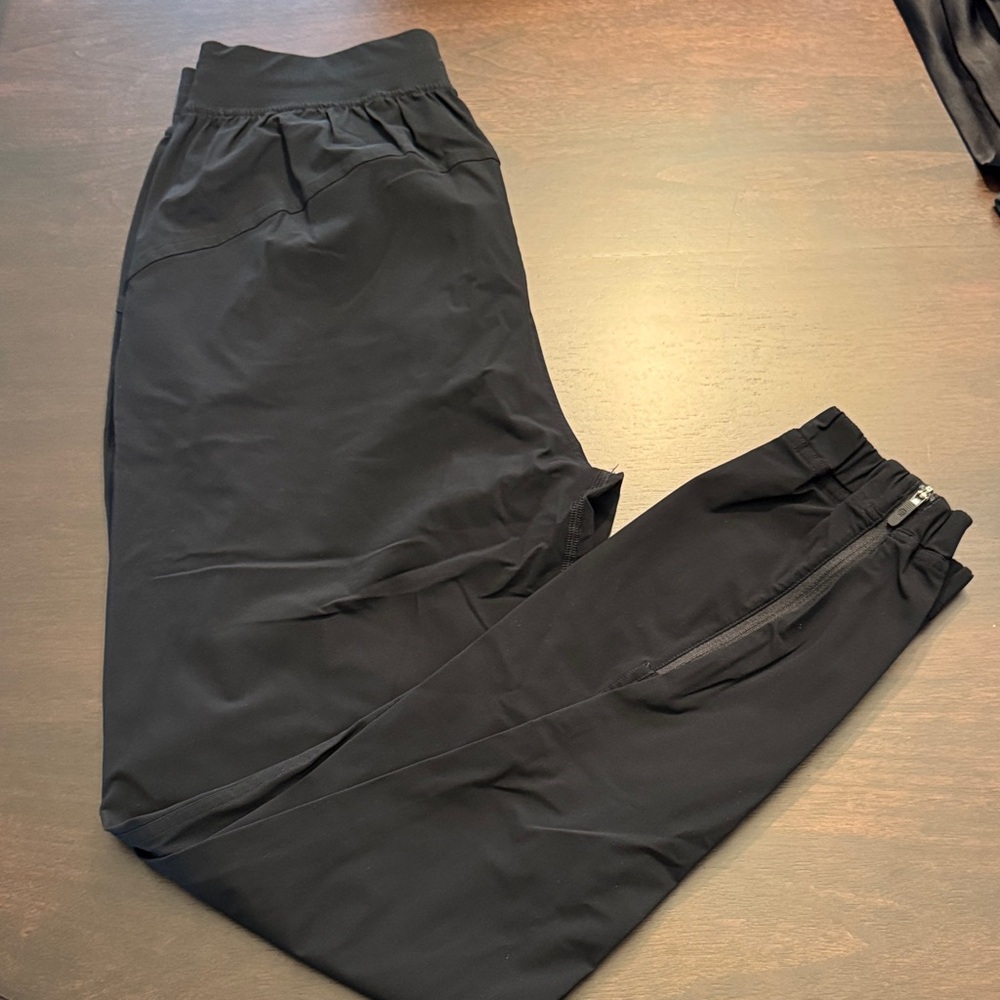 LULULEMON Black Zipper Hem Track Jogger Pant 4/Xs
